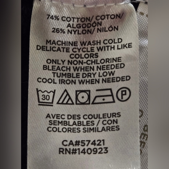 LOFT V-Neck Textured Navy Blue Sweater Sz Small - Picture 6 of 6